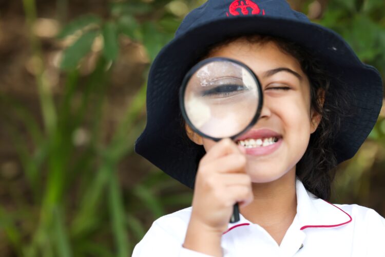 A recent collaboration between Year 1 and 2 students and the College's Secondary Science Department saw children observing live stick insects. Image: The McDonald College.