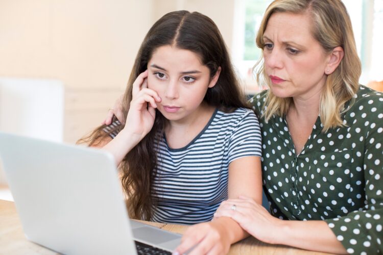 The Queensland Government is delivering a $3.2 million investment to expand anti-bullying initiatives, with the addition of My Circle for Parents. Image: Daisy Daisy/stock.adobe.com