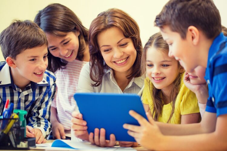 Research has shown that using character-based educational resources can help improve children's focus and have a positive impact on behaviour. Image: Syda Productions/stock.adobe.com