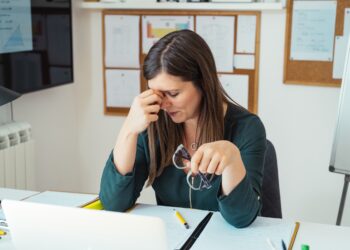 The report highlights how the emotional demands of school leadership are translating into serious health concerns. Image: Tijana/stock.adobe.com