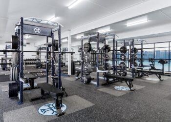 Iron Edge is a supplier of strength and conditioning equipment, specialising in gym fitouts for schools, sporting organisations, performance facilities and commercial training spaces across Australia. Image: Iron Edge.