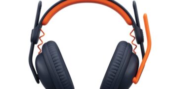Headsets can be considered instruments for engagement and an aid to effective practice, in some classrooms showing a 400 percent improvement over wired earbuds. Image: Logitech.