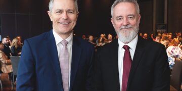 ASPA President Andy Mison (right) with Education Minister Jason Clare at the summit. Image: ASPA.