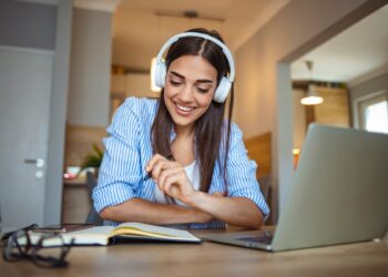 The webinar program addresses key areas of literacy instruction, including reading, writing, vocabulary development, structured literacy and knowledge-rich curriculum design. Image: Dragana Gordic/stock.adobe.com.